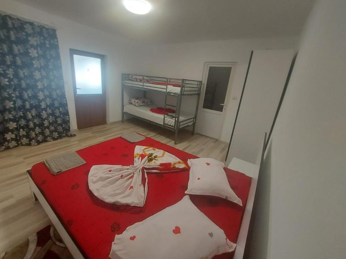 Casa De Vacanta Maga Dubova Εξωτερικό φωτογραφία