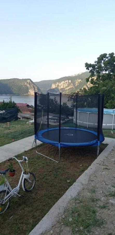 Casa De Vacanta Maga Dubova Εξωτερικό φωτογραφία
